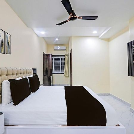 Kottapalli Super Hotel O Sri Vishnu Residency מראה חיצוני תמונה