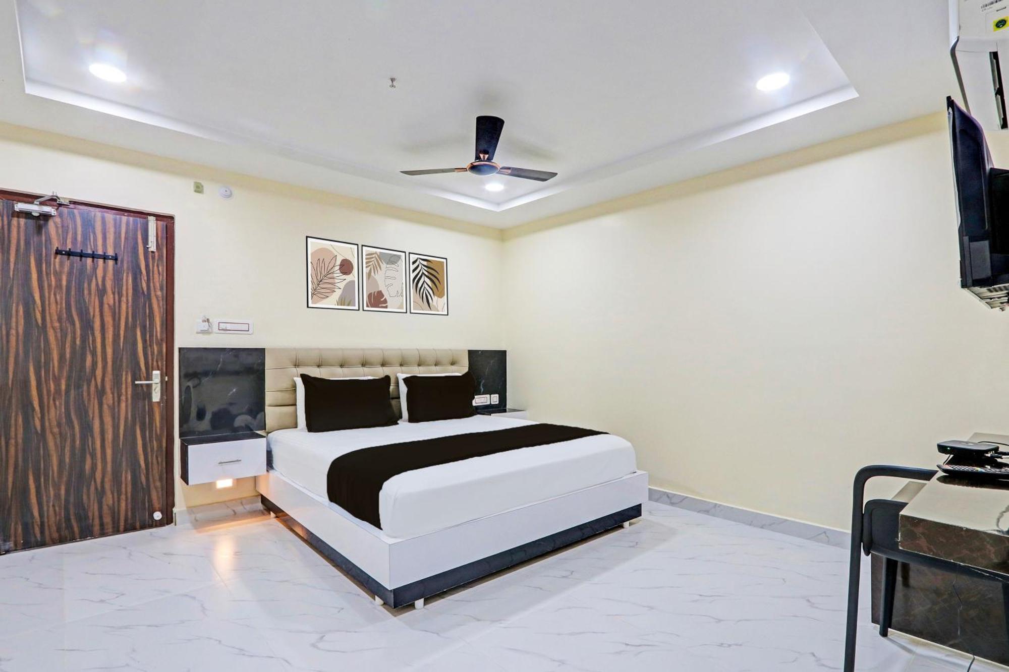 Kottapalli Super Hotel O Sri Vishnu Residency מראה חיצוני תמונה