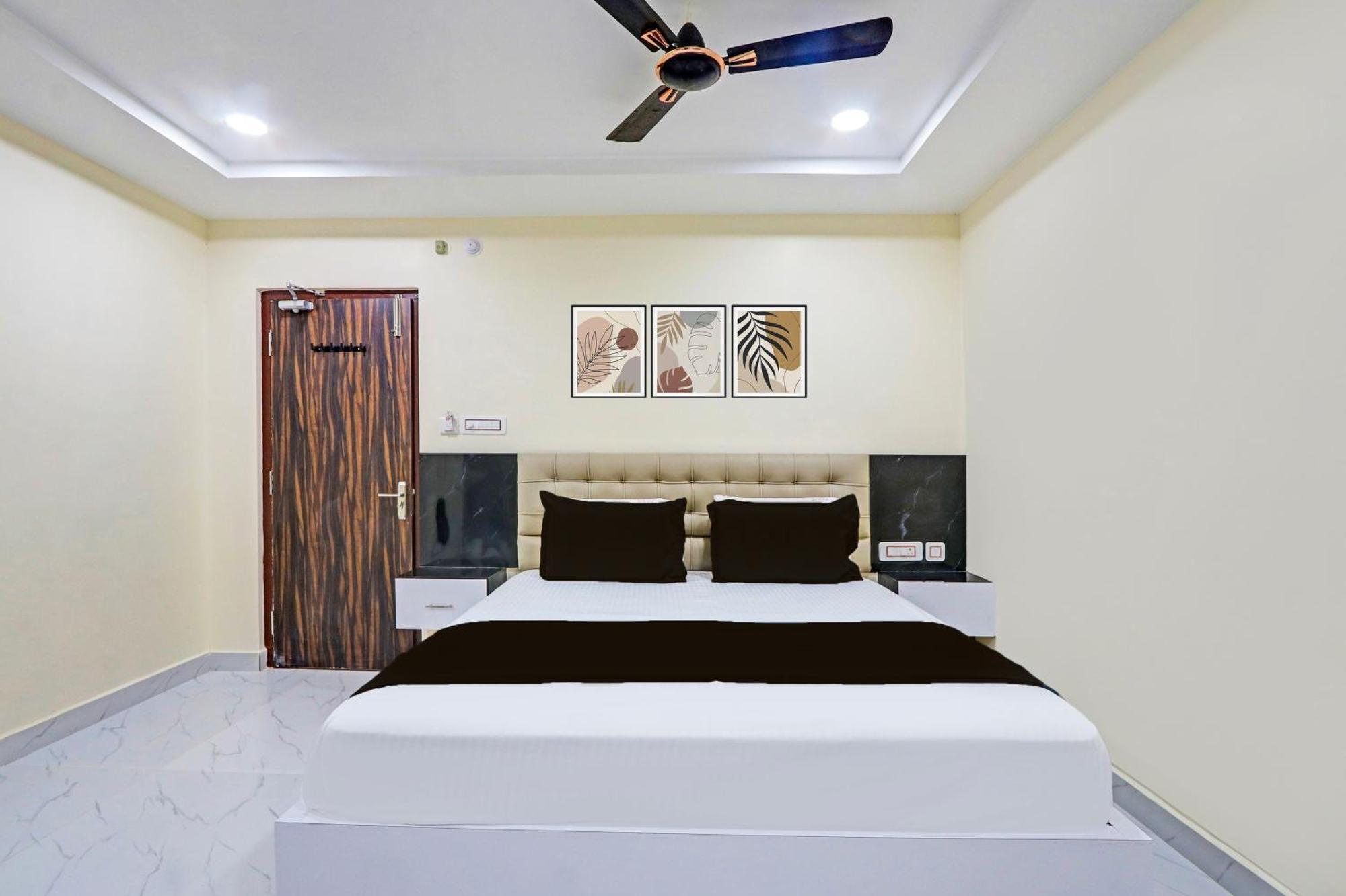 Kottapalli Super Hotel O Sri Vishnu Residency מראה חיצוני תמונה