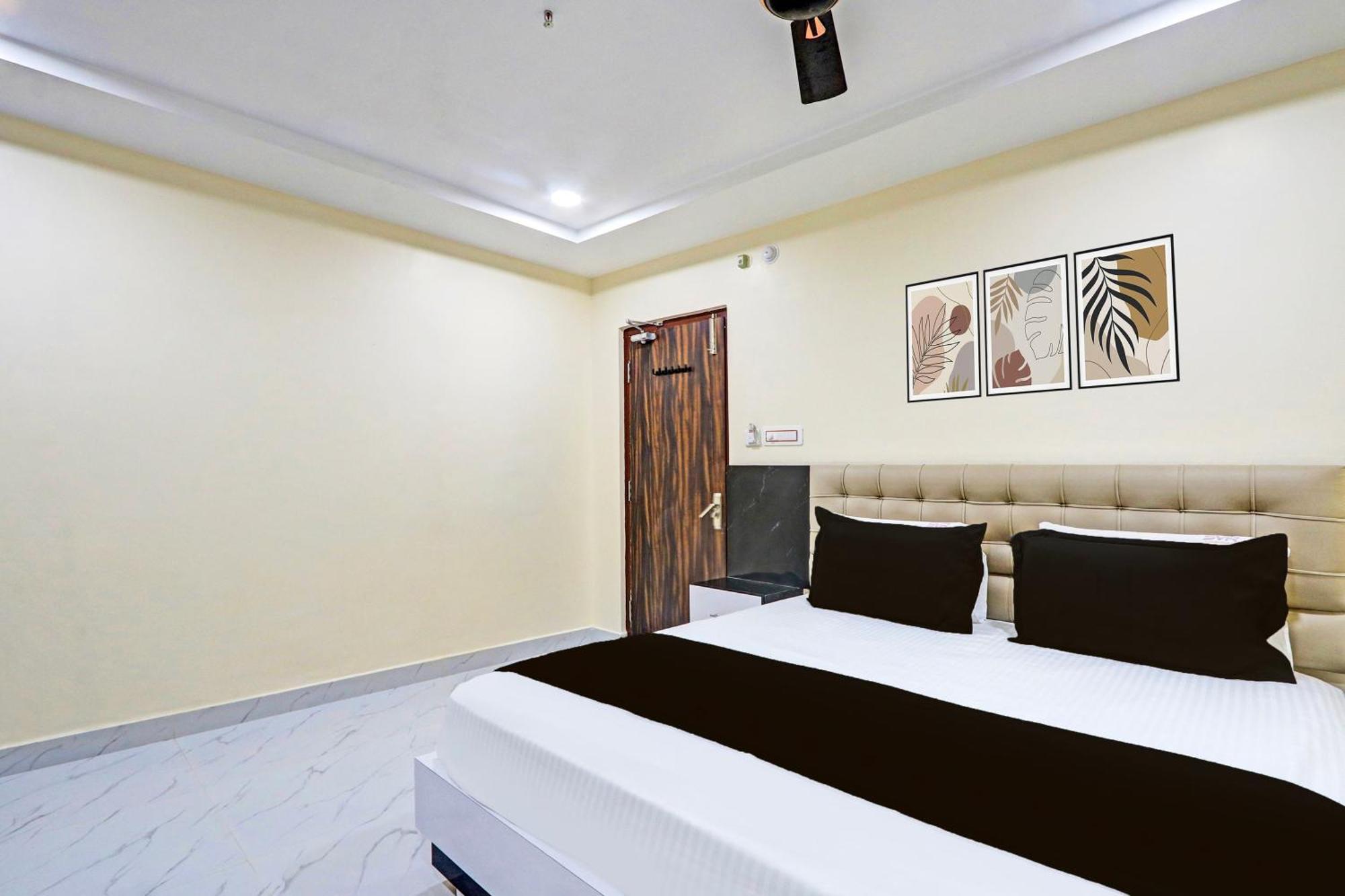 Kottapalli Super Hotel O Sri Vishnu Residency מראה חיצוני תמונה