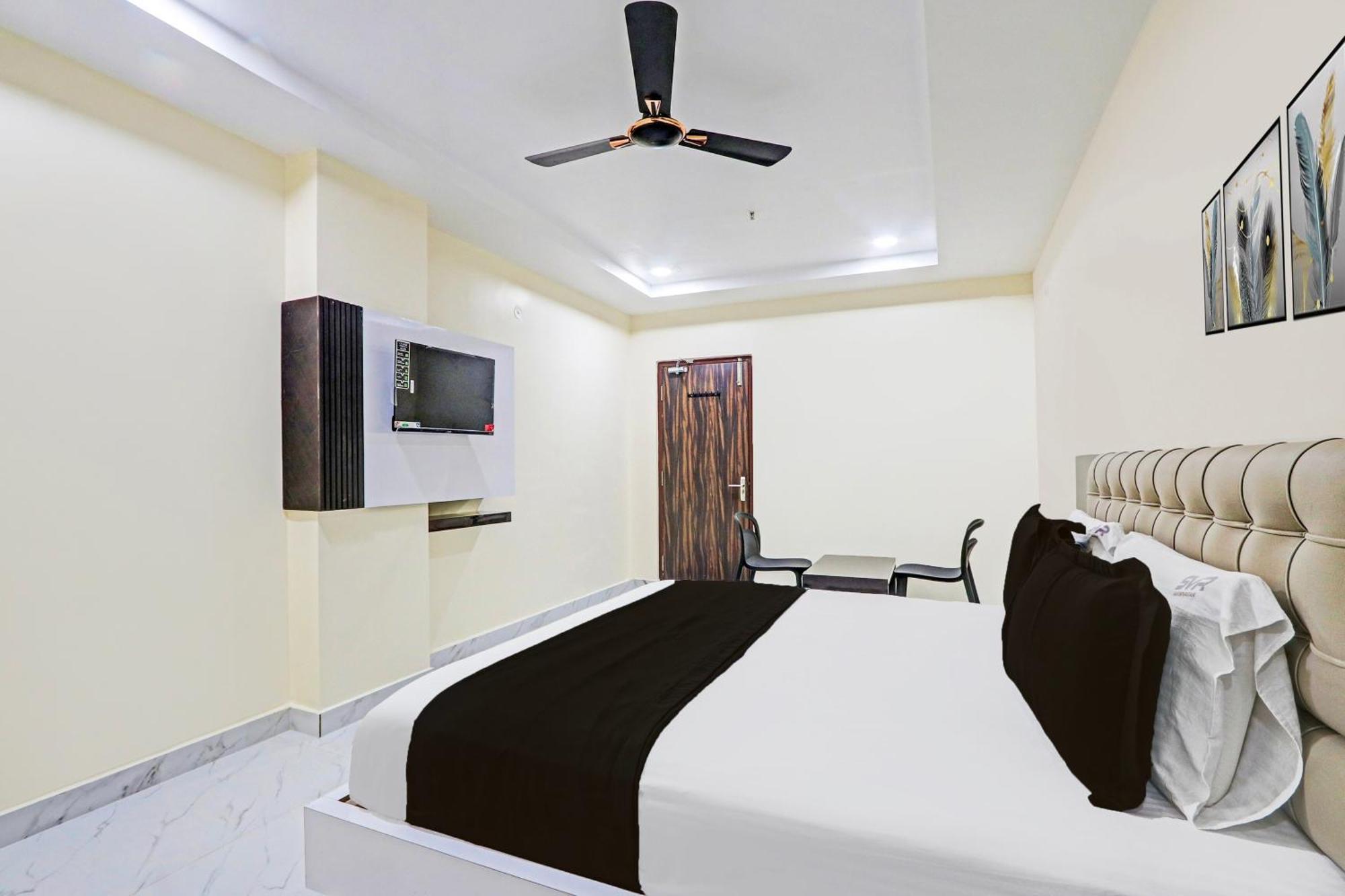 Kottapalli Super Hotel O Sri Vishnu Residency מראה חיצוני תמונה